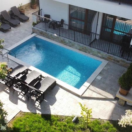 Villa Aqua Family Hotel Burgas Stad Buitenkant foto