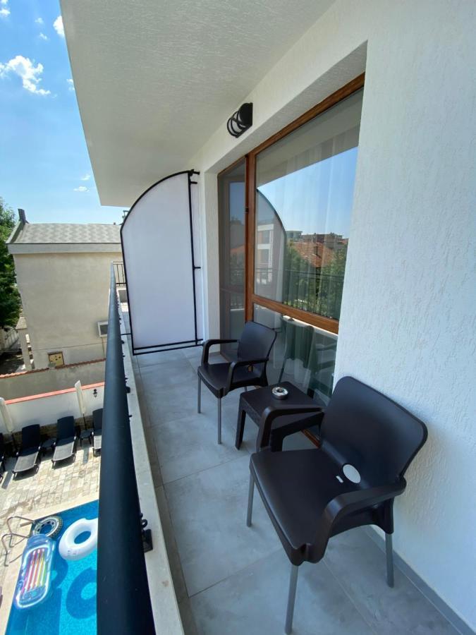 Villa Aqua Family Hotel Burgas Stad Buitenkant foto